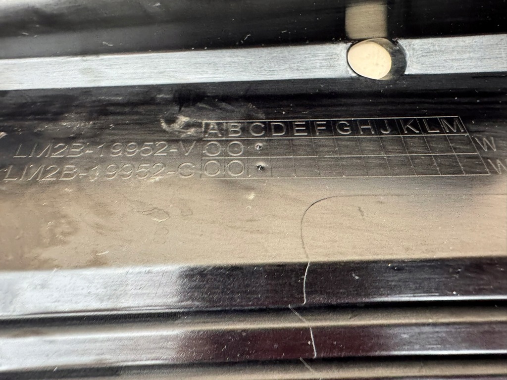 фото №14, Ford galaxy 3 iii lift 19r- решётка бампера правая перед lm2b-19952-v-pia-01