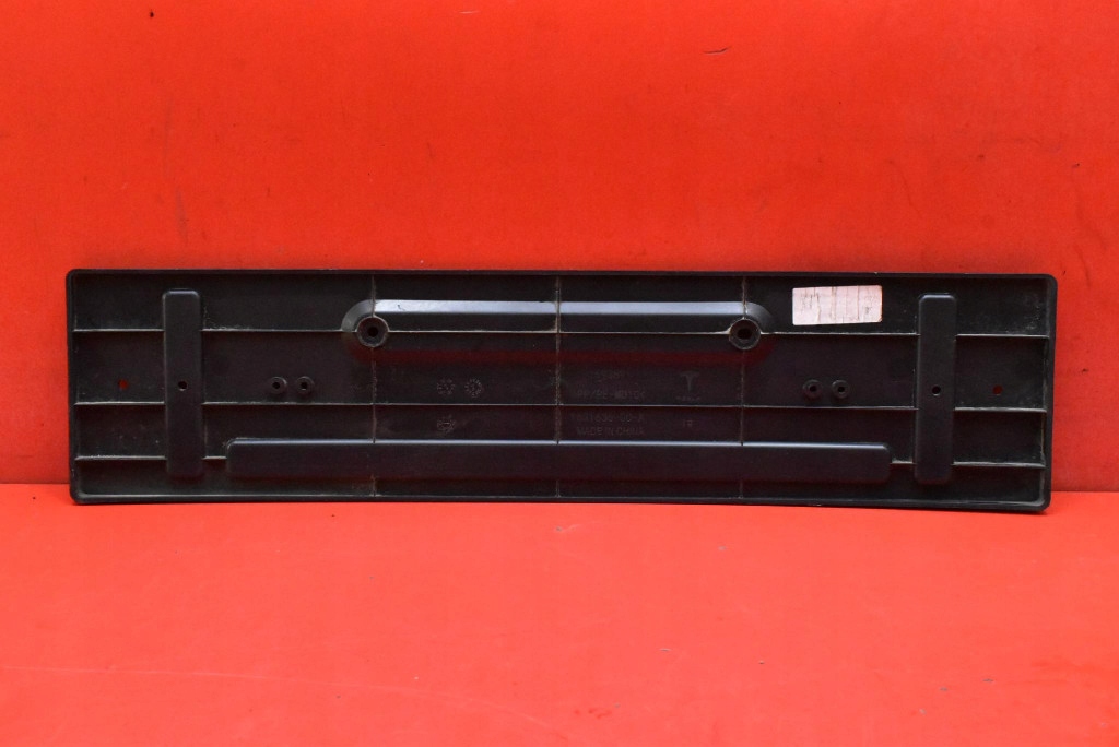 Кронштейн номерного знака реєстраційний задній 1631636-00-a tesla model y 20- Недорого