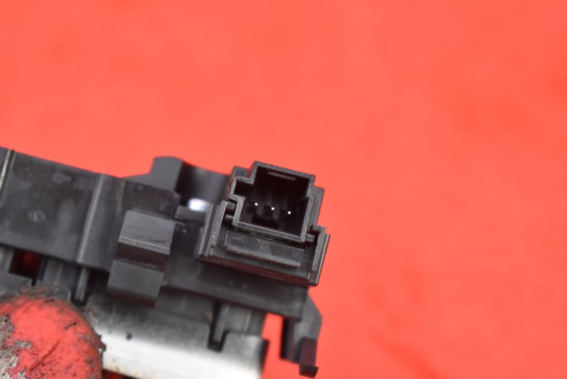 фото №6, Выключатель кнопка подогрев сиденье a2139050404 mercedes e-klasa w213