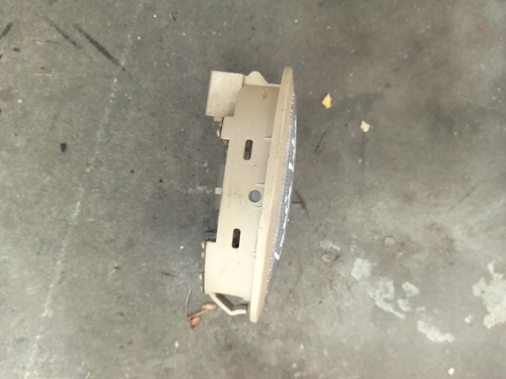 фото №8, Лампа освещение салона 717680000 lancia lybra