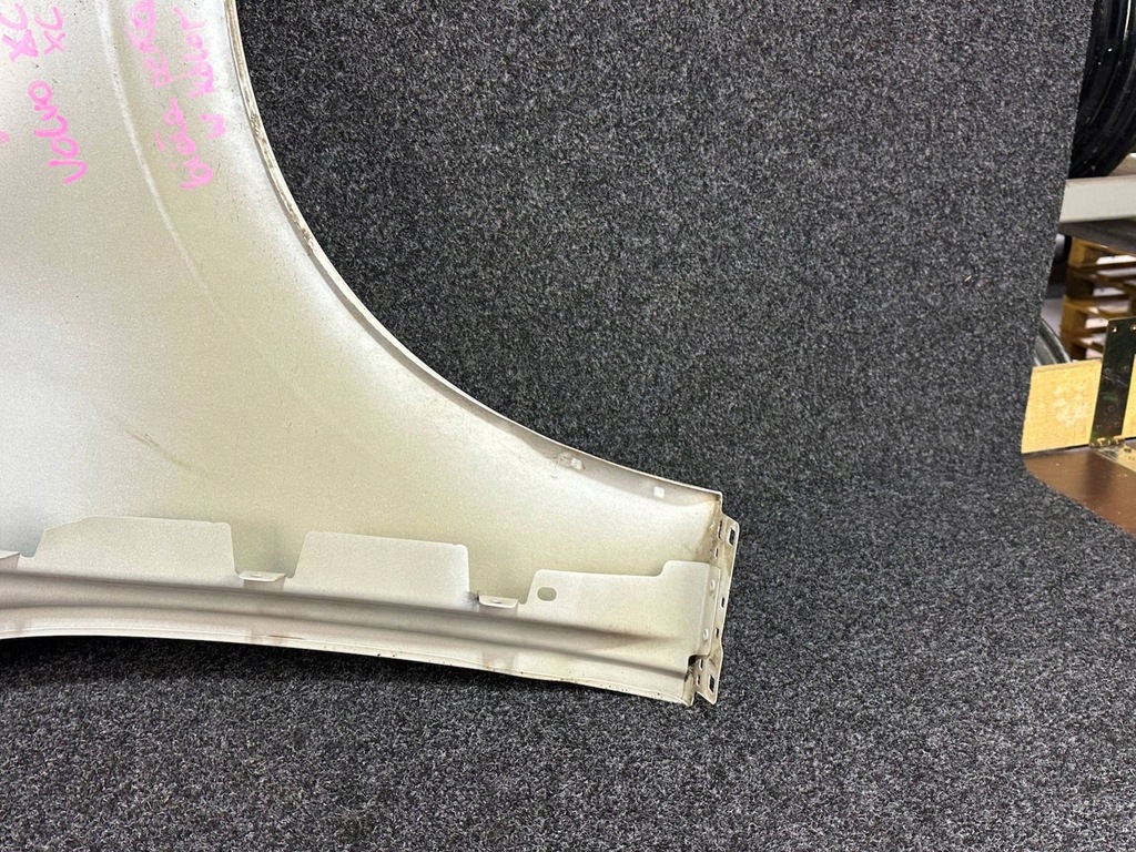 фото №8, Volvo xc60 ii 17- крыло левый перед передний oem белый перламутр