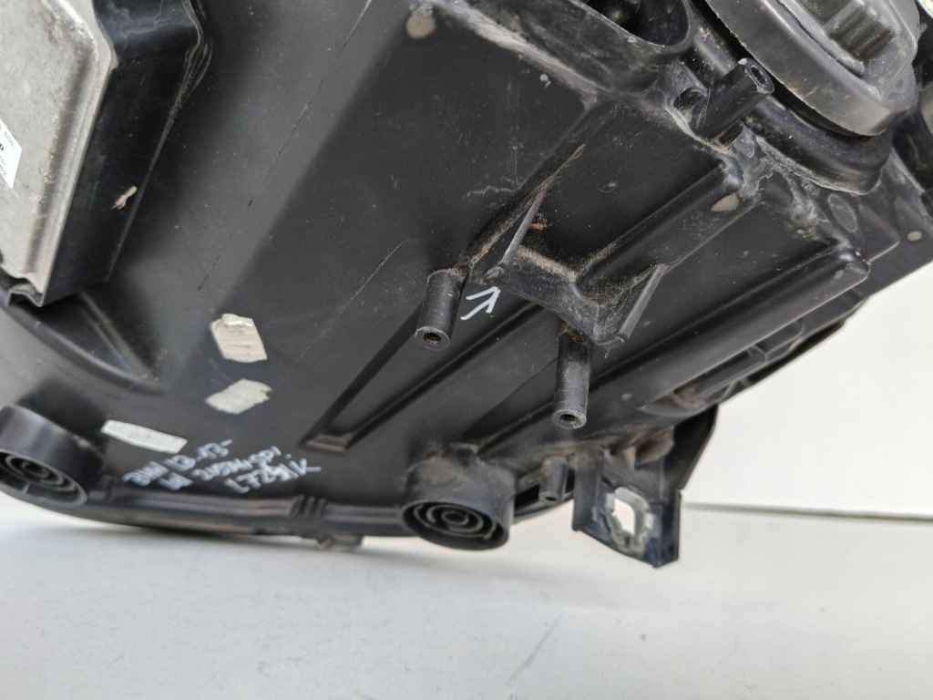 Лампа правая фара bmw i3 13- led Доставка