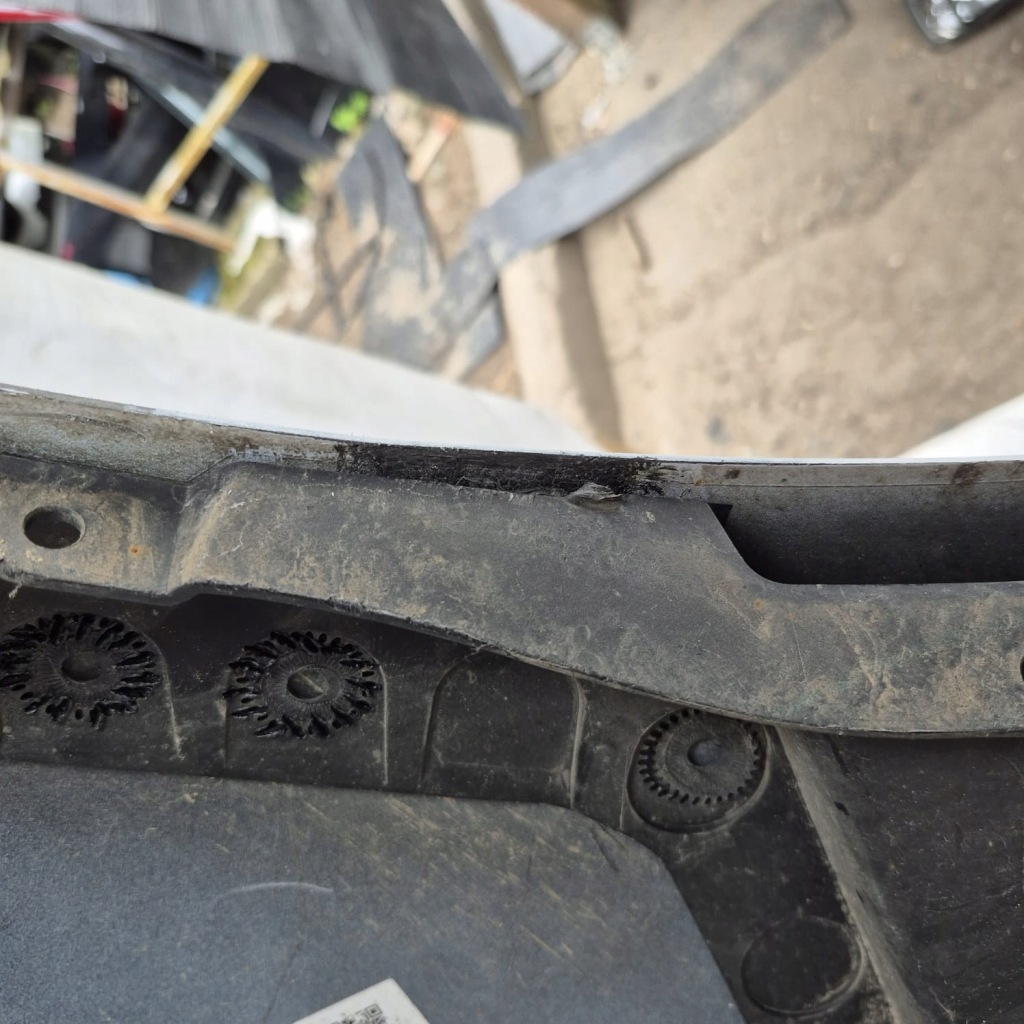 Tesla model 3 iii lift 23- бампер перед передній Київ