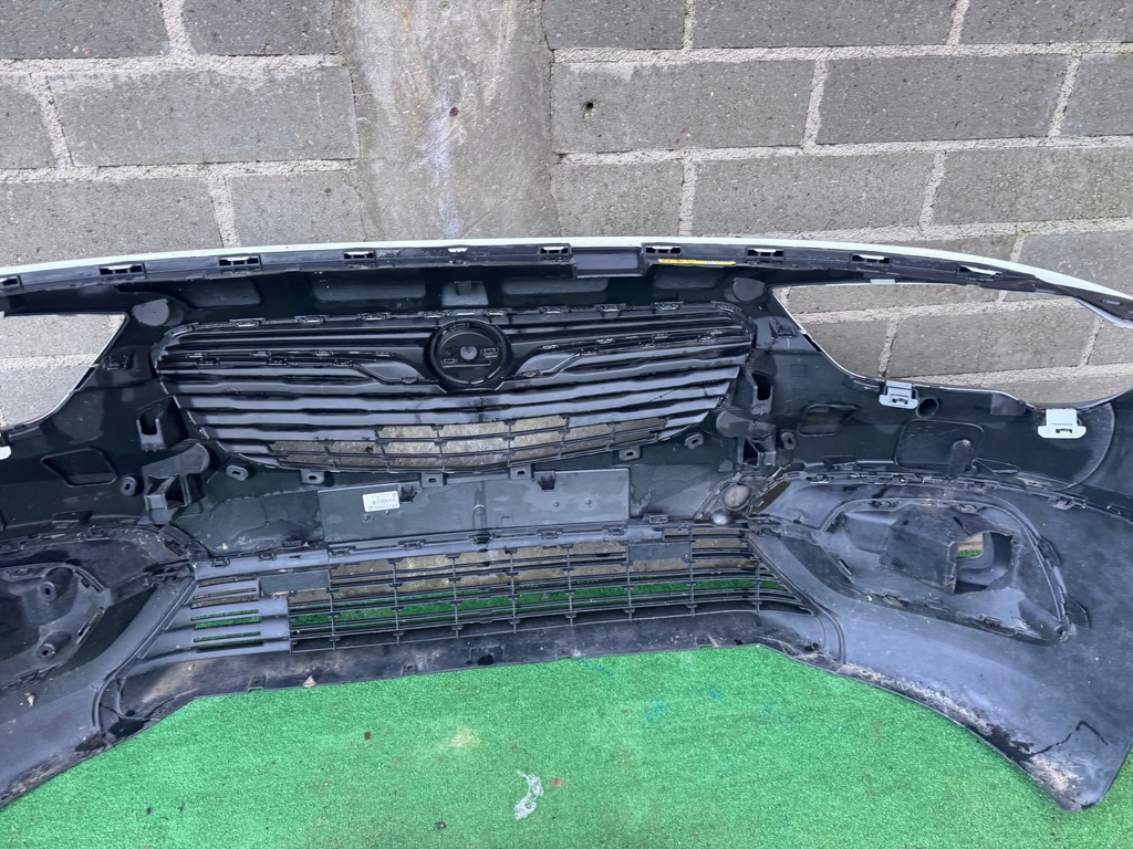 фото №10, Opel combo e 18- решётка радиатора bez pdc бампер передний org eu