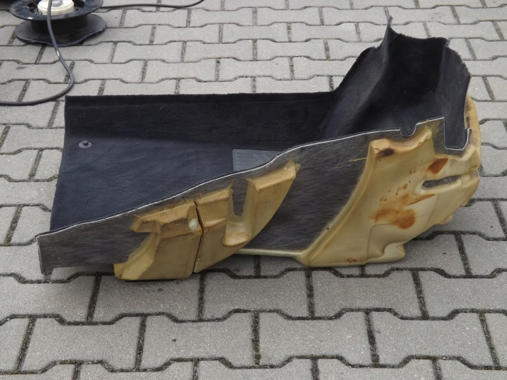 фото №10, Mercedes c klasa w203 sedan коврик обшивка перед задняя комплект