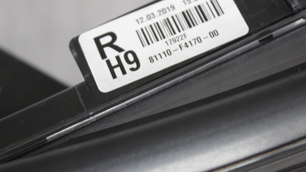 фото №16, Toyota c-hr chr - лампа перед правая + левая led 2016+