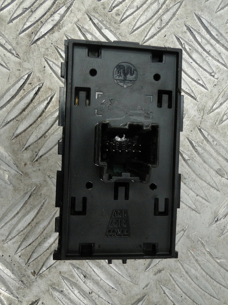 фото №3, Переключатели окон дверь левый перед stelvio