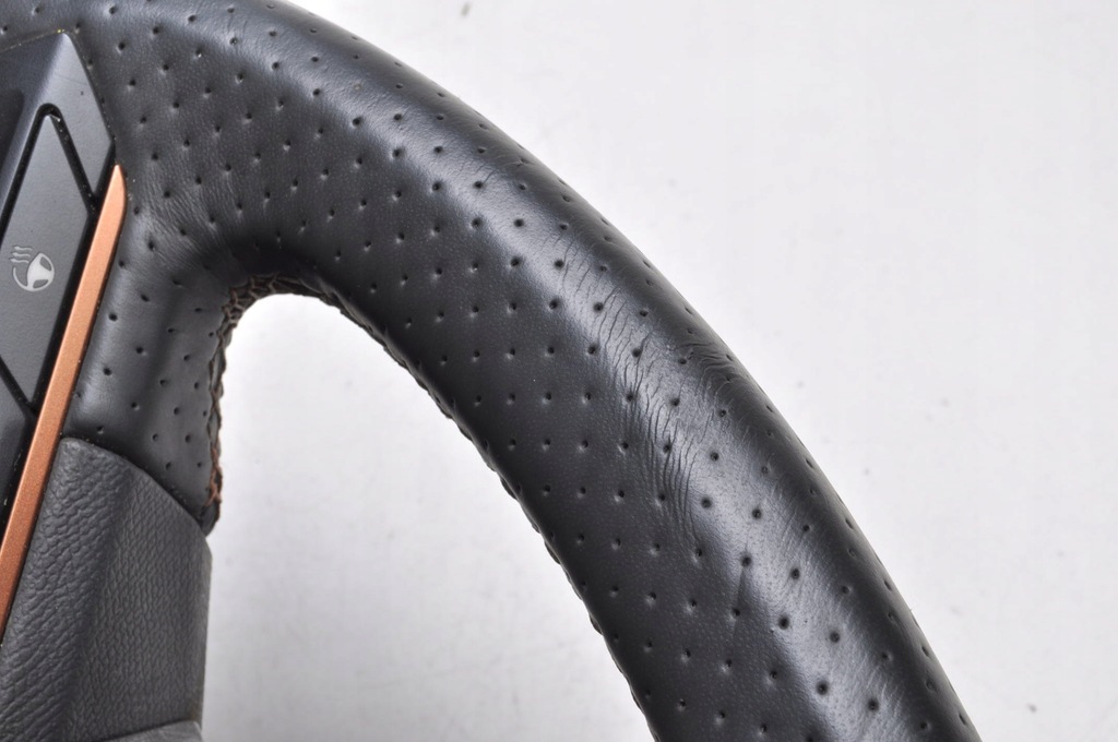 фото №9, Cupra formentor leon повітропровід шкіряний пелюстки перемикання