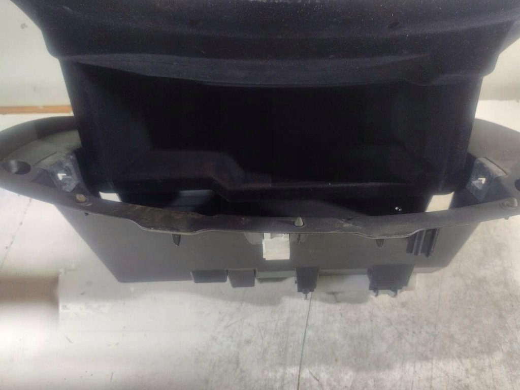 фото №5, Бардачок infiniti ex30d 681021ba0a