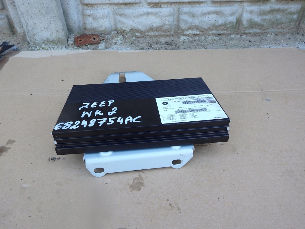 фото №1, Jeep grand cherokee wk2 усилитель 68248754ac