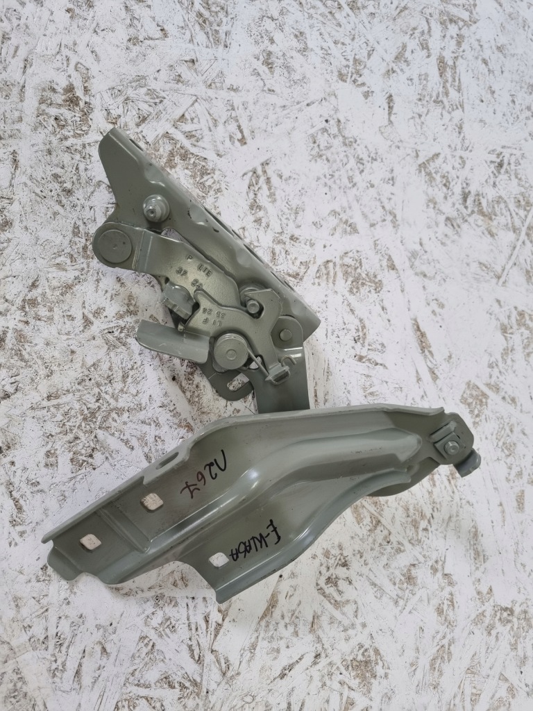 Купити Петля капот лівий mercedes e-klasa a2148801300
