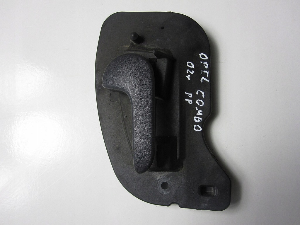 фото №3, Ручка внутренняя передняя правая opel combo 2002r