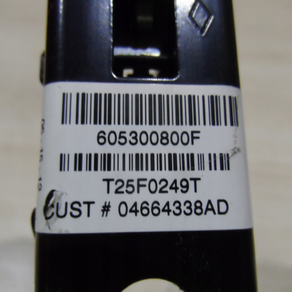 фото №6, Ползунок регулировка поперечина 605300800f fiat freemont 12r