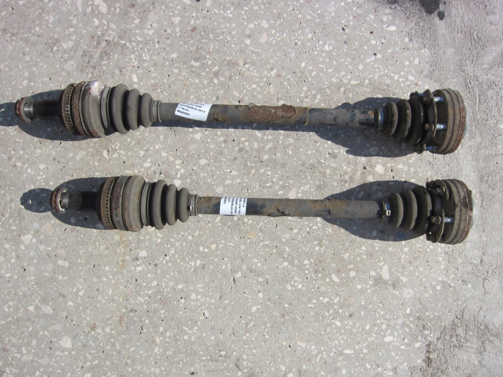 фото №1, Bmw e83 x3 2.0d приводной вал задняя правая задняя задняя 7537608