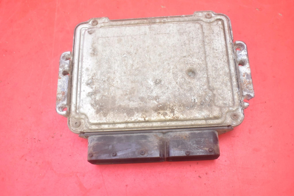 фото №7, Иммобилайзер бортовой компьютер набор счетчик приборы 55189925 opel astra 3 iii h 1.9 cdti