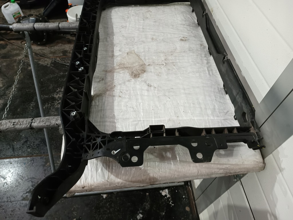 фото №11, Hyundai elantra vi - pas передній підсилювач