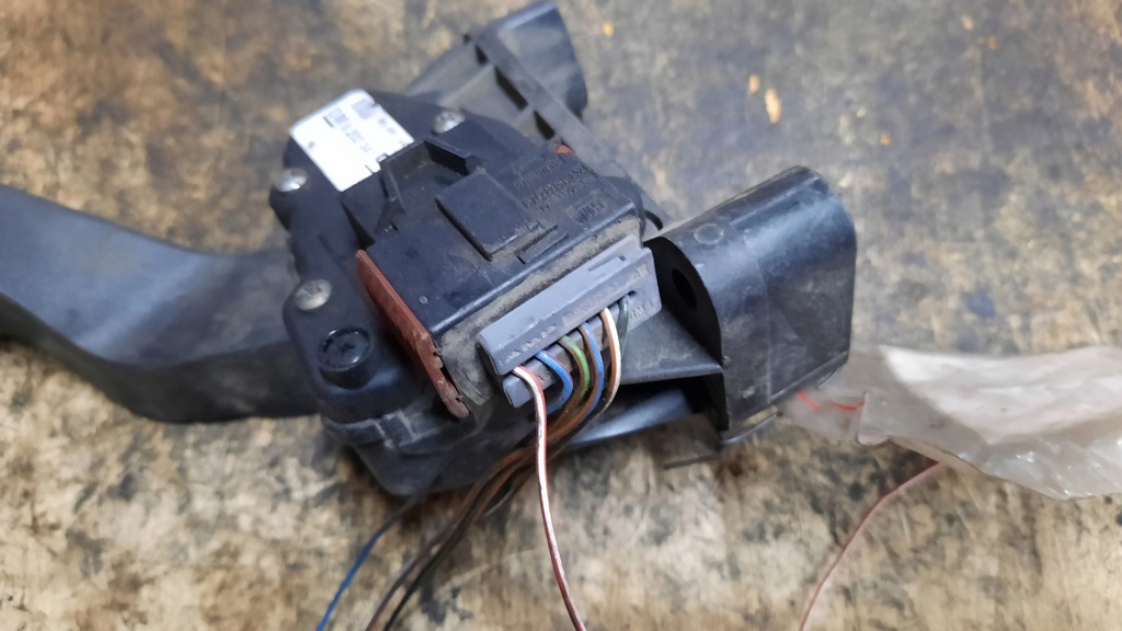 фото №5, Потенциометр газа opel zafira 2.2d 02r