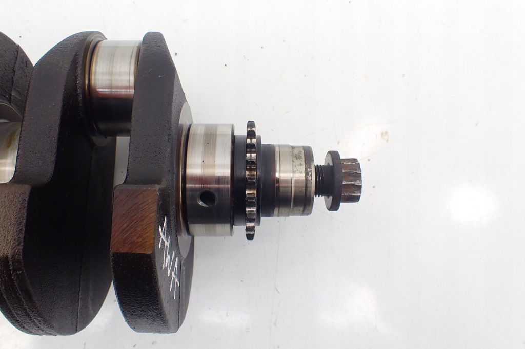 фото №6, Audi a4 b6 2,0fsi awa 2000- wał коленчатый 4da50859