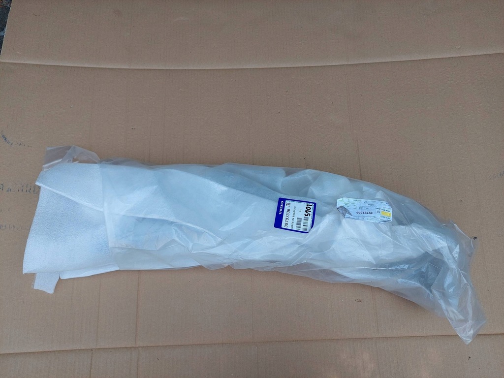 фото №1, Volvo xc90 ii r-design молдинг спойлер бампера ліва перед 39797336