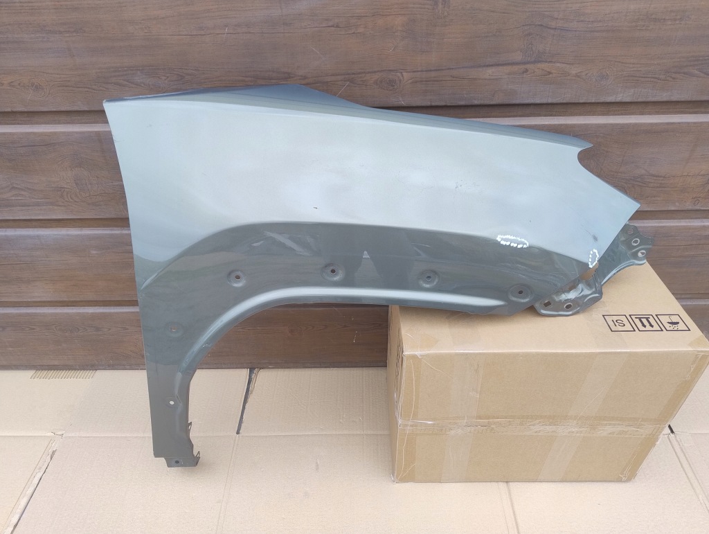 фото №1, Toyota yaris cross iv 4 2019- правый крыло pas перед хороший оригинал