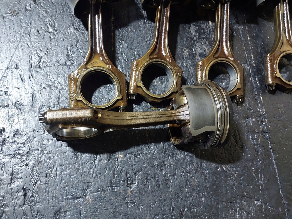 фото №7, Поршень шатун bmw e46 323i m52b25tu 170km