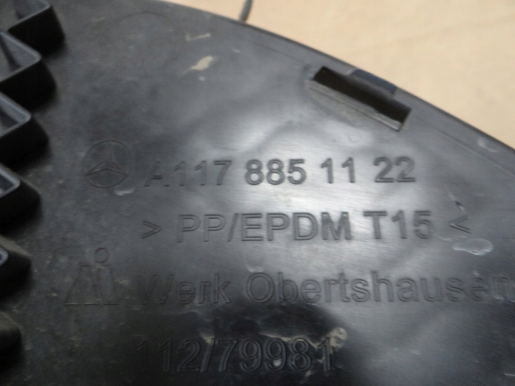 Mercedes cla 117 w117 решётка средняя бампер ładn Оригинал