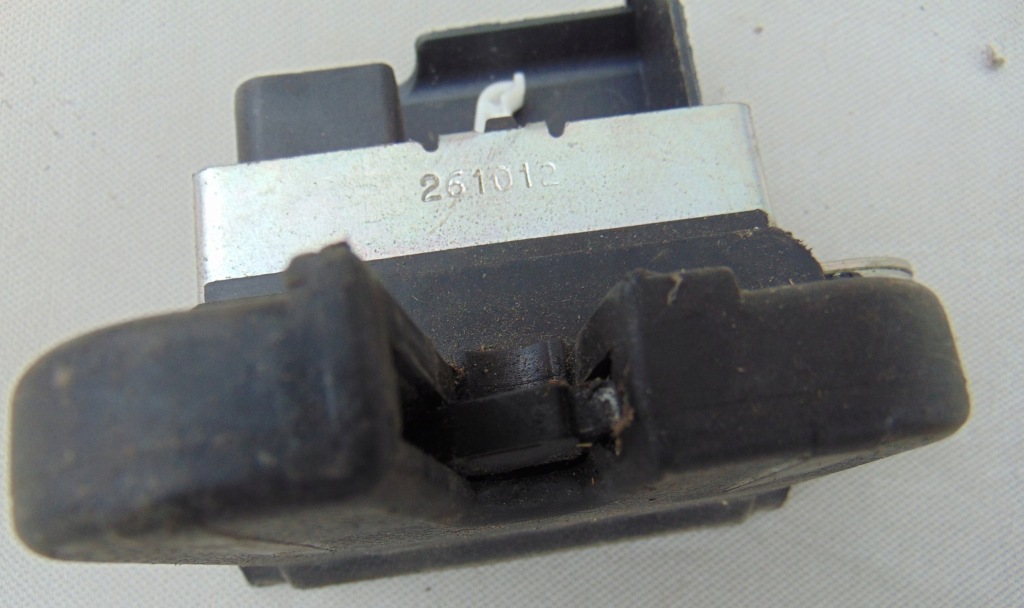 фото №1, Замок кришки багажника vw golf vi europa