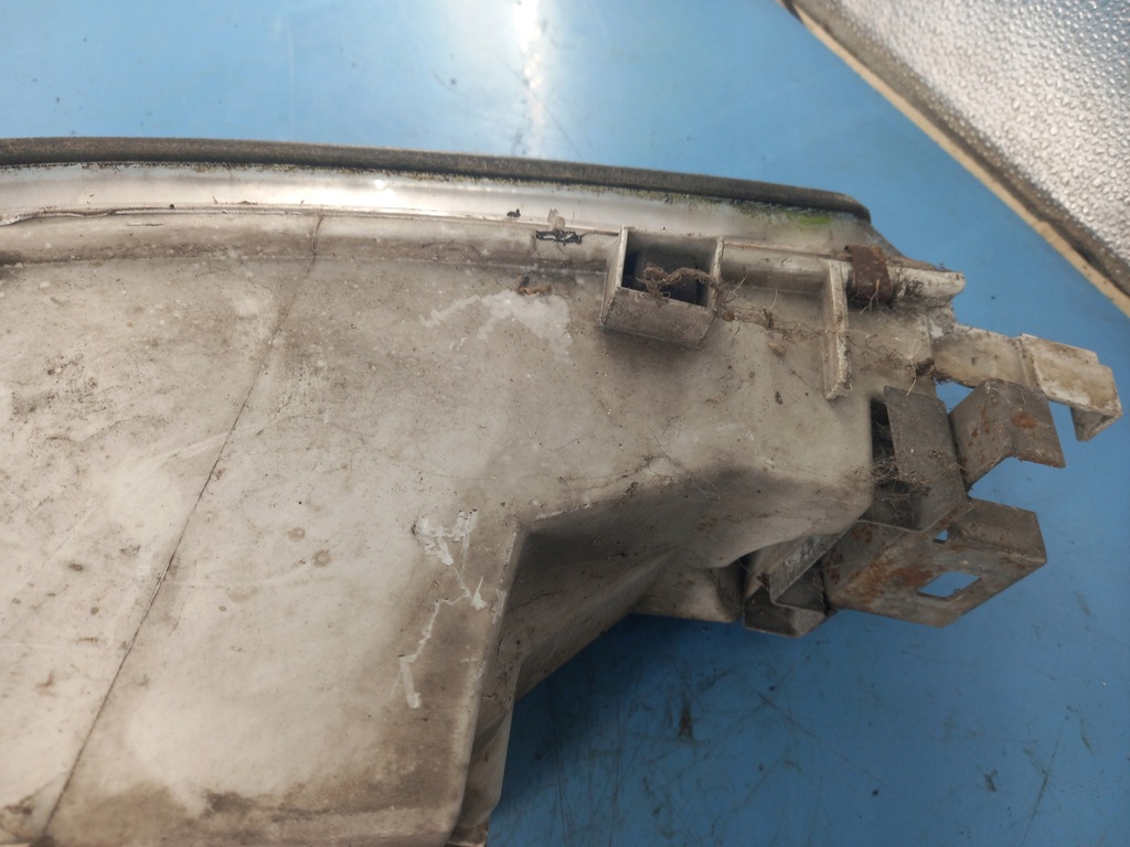 фото №13, Фара правый ford mondeo mk2 96-00r