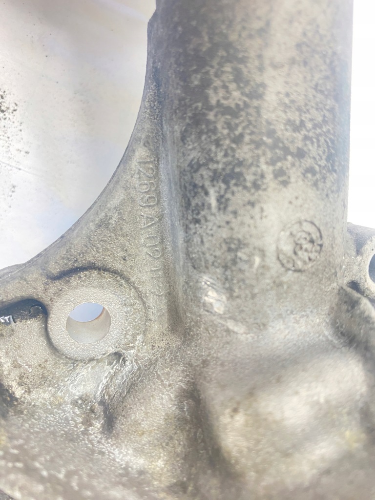 Насос води mercedes w124 m111 e200 e220 2,2 220 1112010401 Оригінал