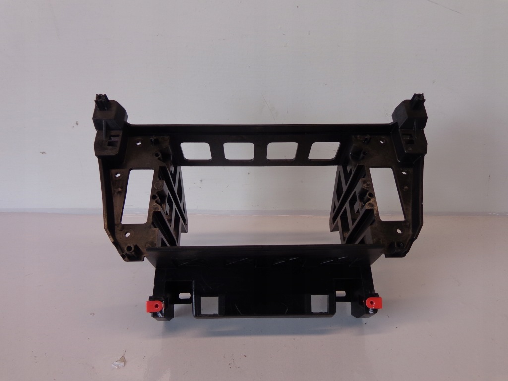 Bmw f06 f12 f13 кронштейн каркас радио 105023891 w21266 в Украине