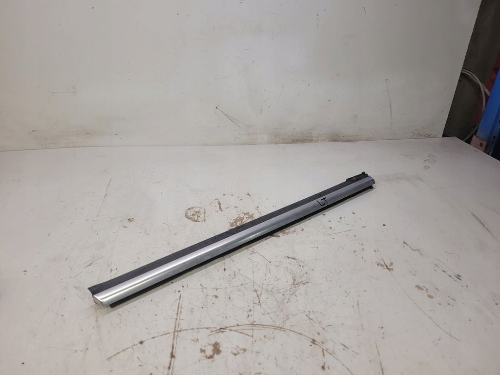 фото №1, Молдинг хром кузовная левый t audi a4 b6 cabrio