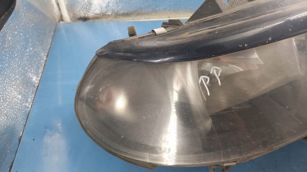 фото №2, Фара правый renault laguna i 99r