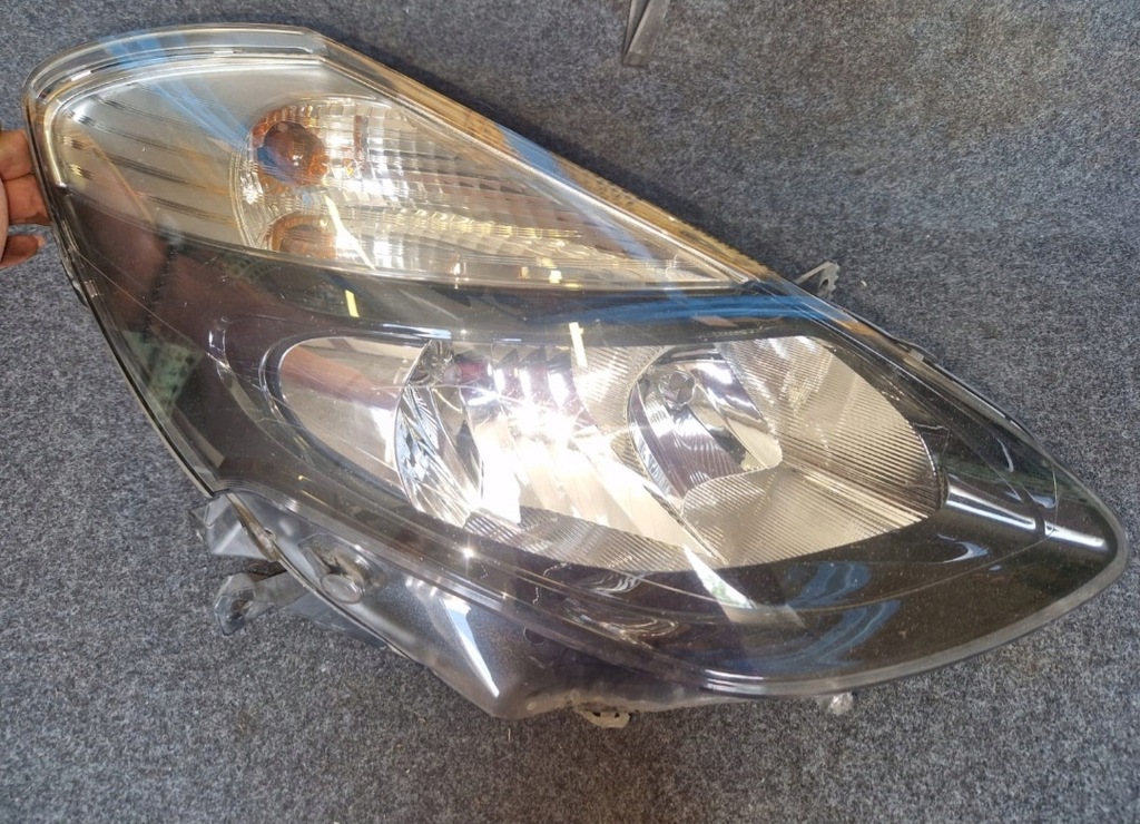 фото №1, Renault clio iii lift лампа правый перед