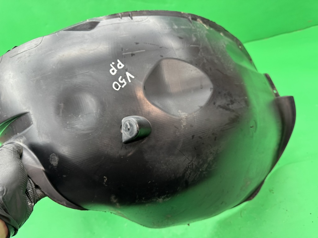 фото №12, Подкрылок правое передние перед 30678144 volvo v50 s40 ii 04-