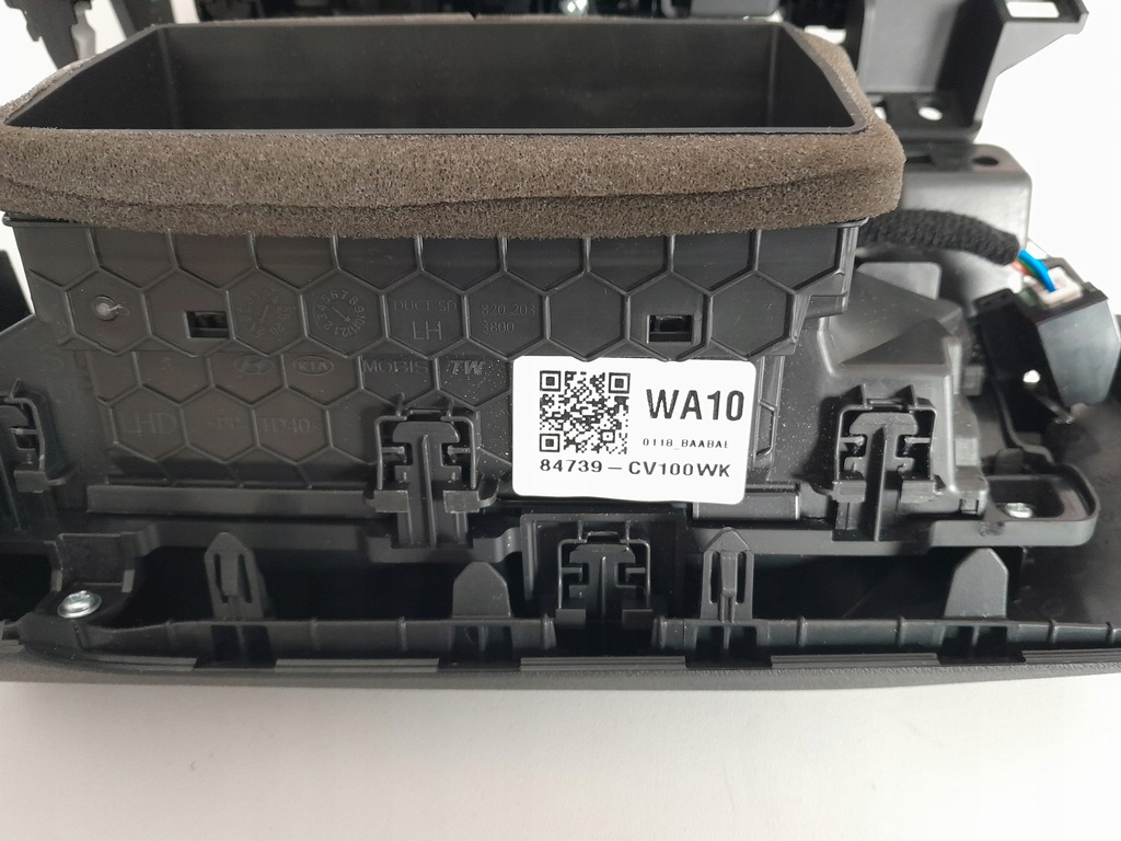 фото №9, Kia ev6 2022 молдинг консоли панели воздуховод рамка