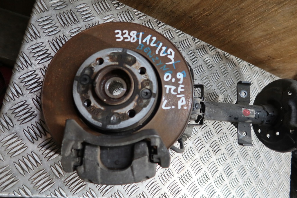 фото №2, Поворотный кулак правый перед clio v 0.9 tce