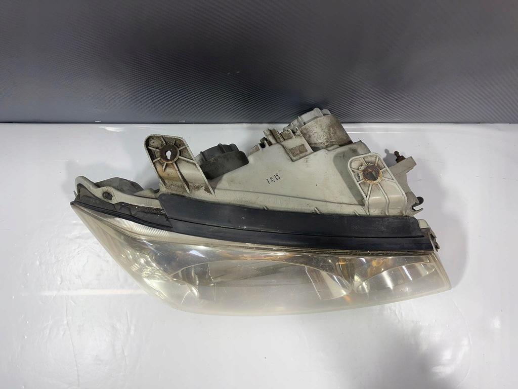 фото №3, Kia optima magnetis права лампа перед