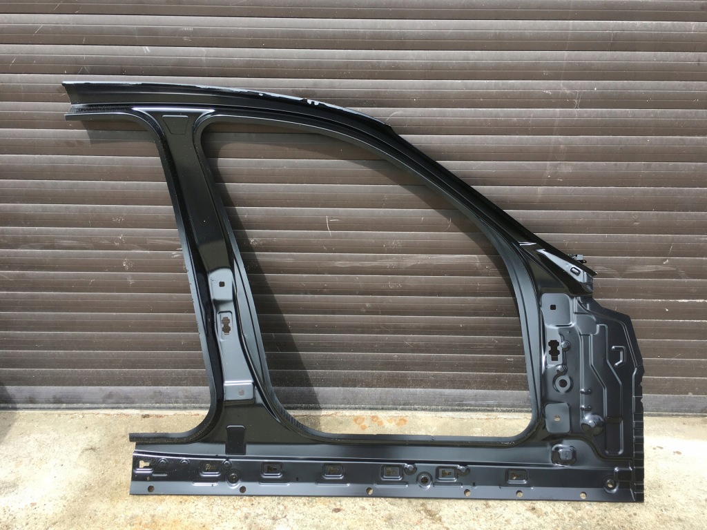 фото №2, Bmw 1 f20 поріг блок двигуна лівий обшивка 12-18