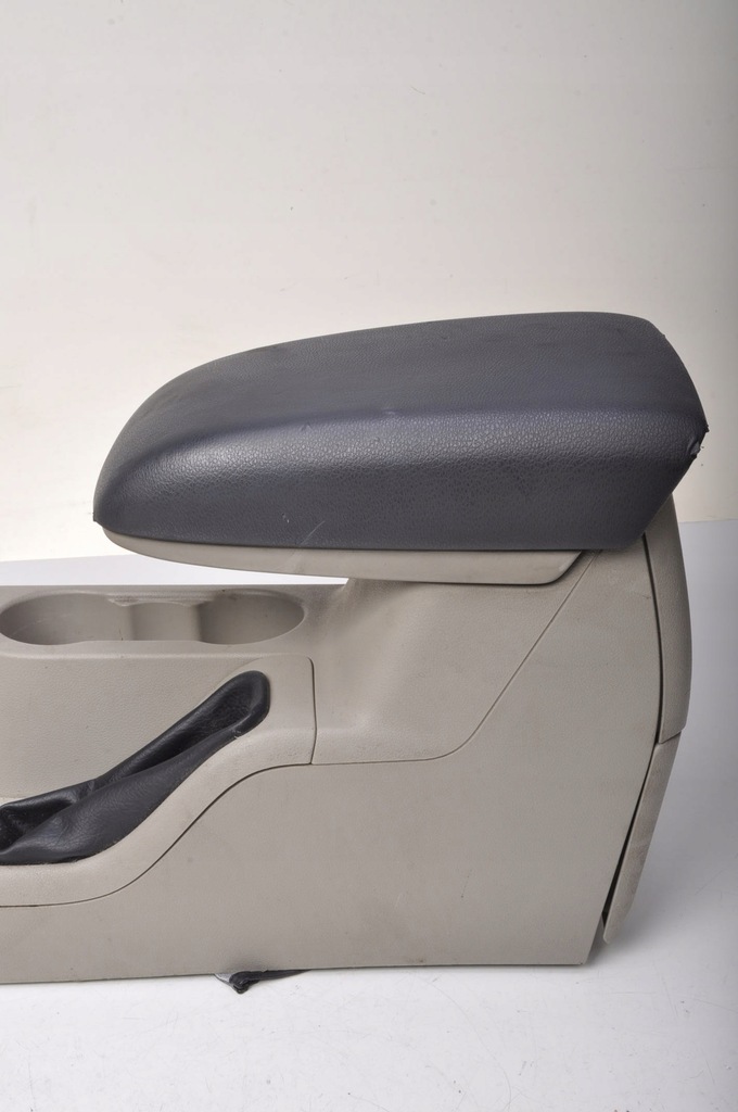 фото №12, Ford focus mk2 туннель средний подлокотник