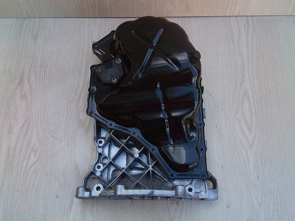 Vw audi a3 a4 a5 q5 1.8 2.0 tsi tfsi поддон масляная 06h103603ak 06h103600p Оригинал