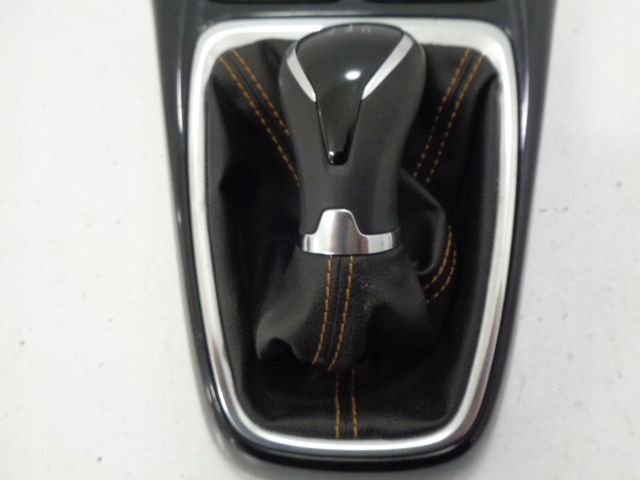 фото №3, Opel crossland x ручка передач чехол переключатели