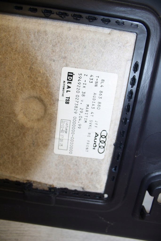 фото №11, Audi a3 8l lift обшивка багажника 8l4863880 задняя