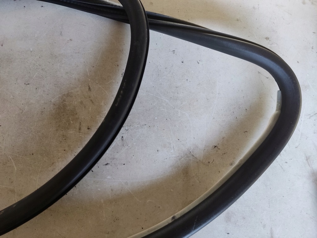 фото №5, Audi a3 lift прокладка дверь правый перед