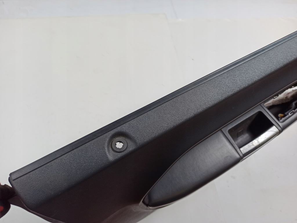 фото №6, Обшивка дверь панель обивка левый challenger 2009-2014