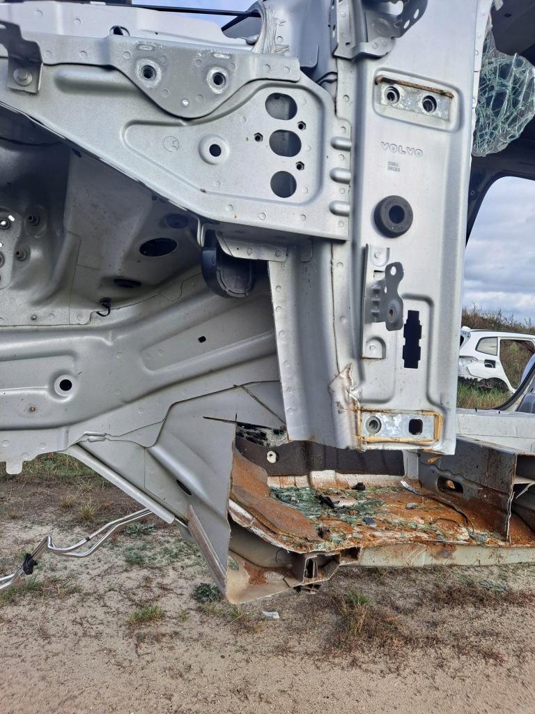 фото №3, Четверть лонжерон левая перед volvo xc40