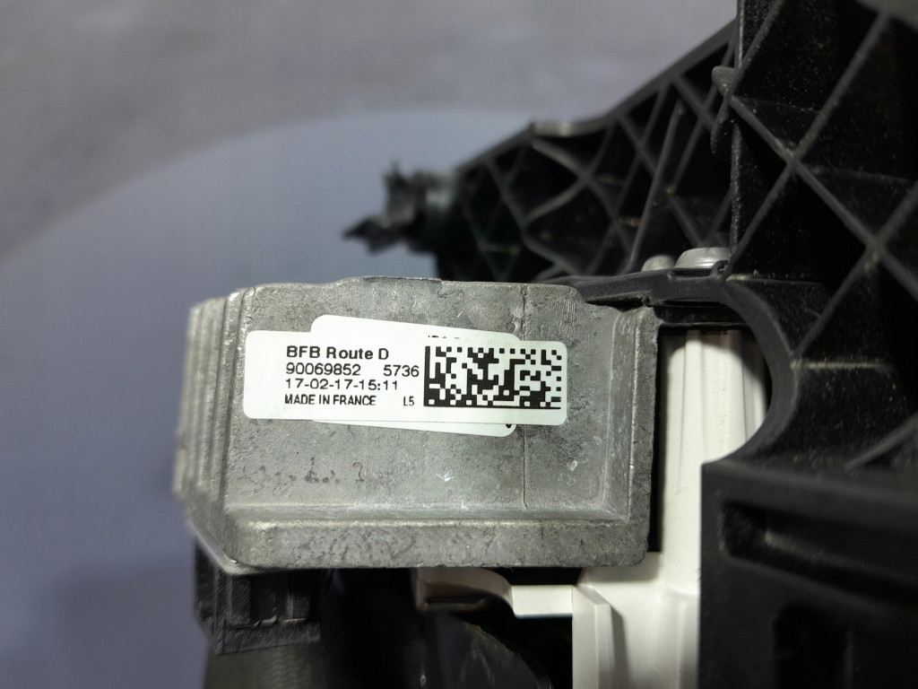 фото №5, Renault megane iv модуль led линза лампы 90069852