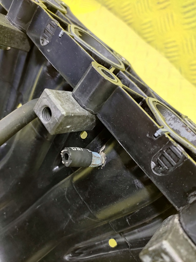 фото №8, Hyundai elantra iii 1.6 колектор всмоктуючий