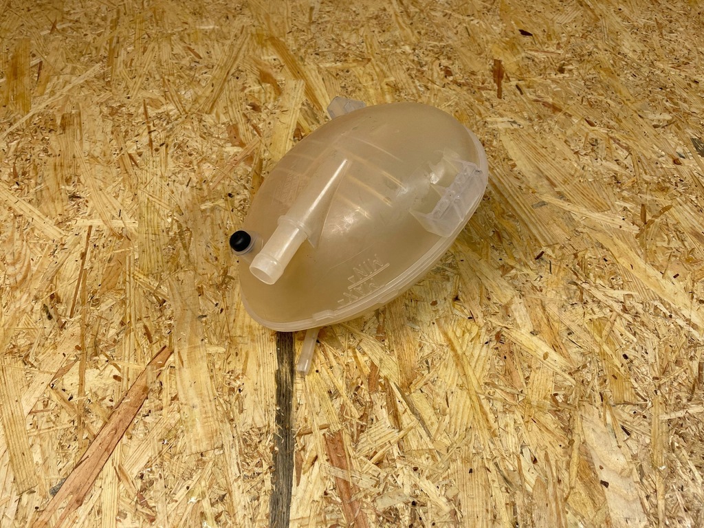 фото №7, Бак бачок расширительный ford fiesta mk8 ecosport ii gn11-8a080-aa