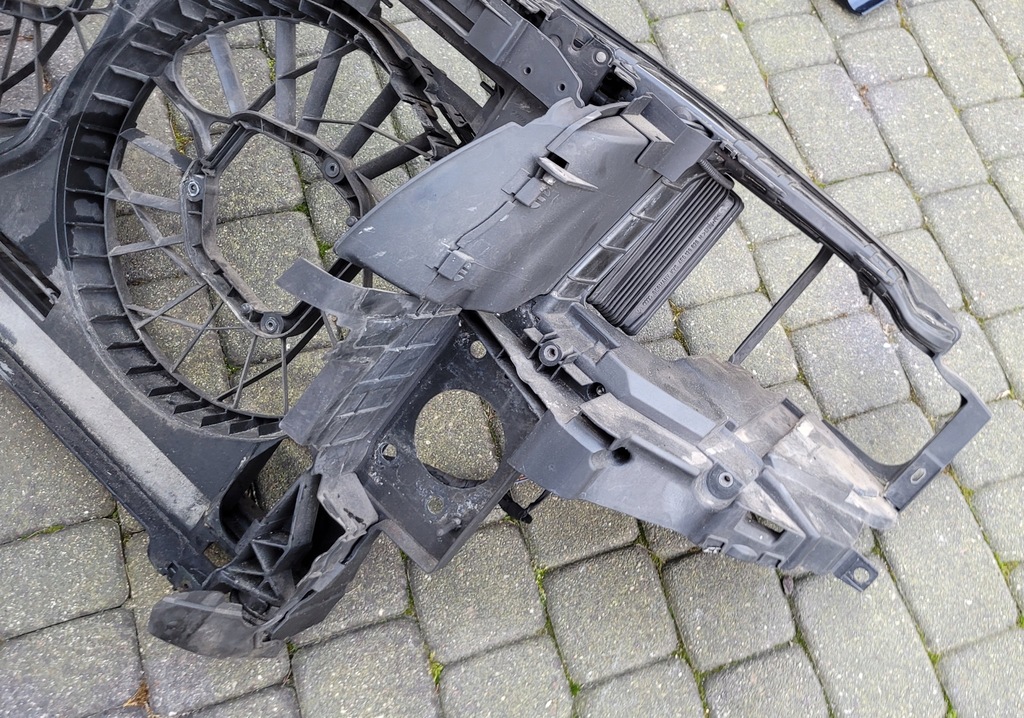 фото №5, Audi a8 d3 lift 4.2 tdi pas передній підсилювач cozłowe передня частина