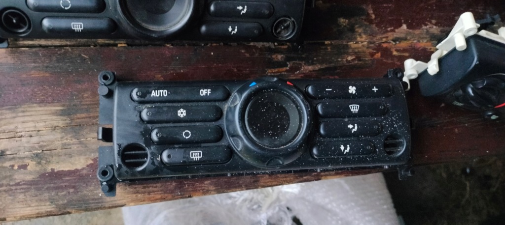 Купить Панель кондиционера mini 6922255